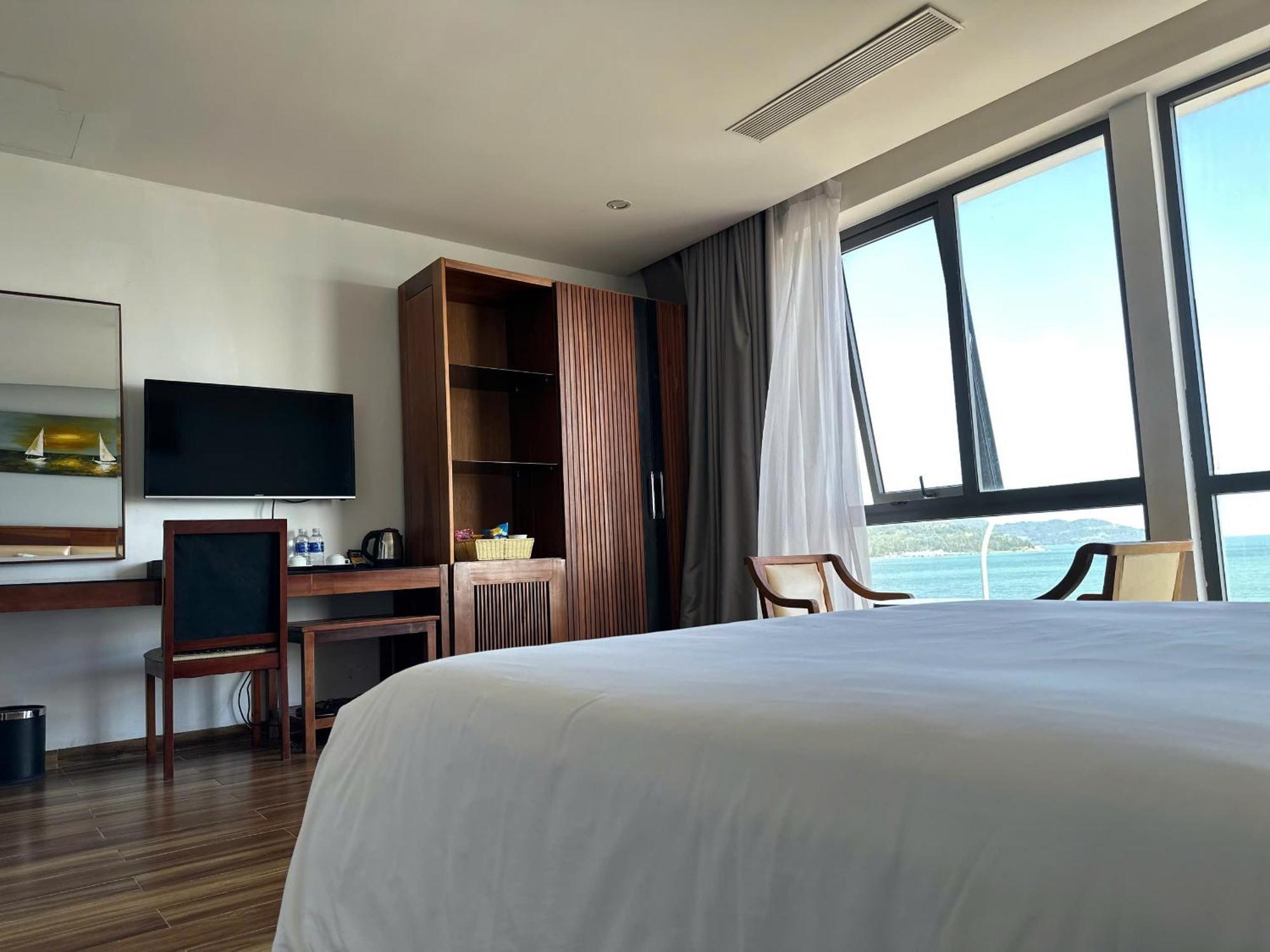 Alisia Beach Hotel Da Nang Eksteriør billede