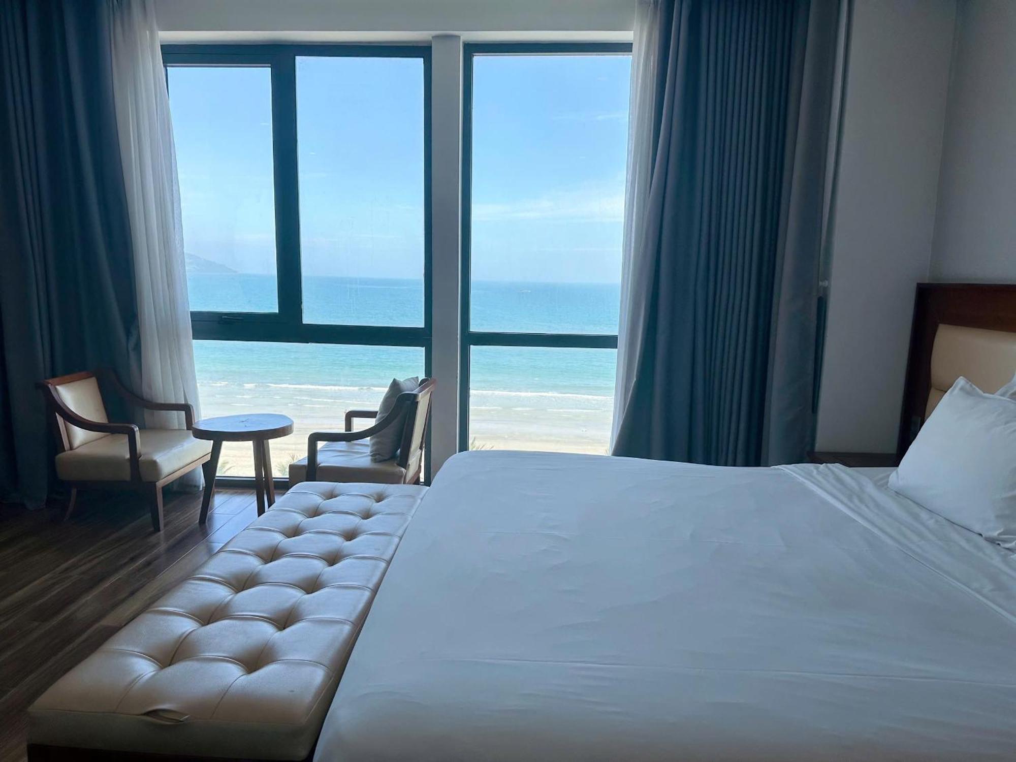 Alisia Beach Hotel Da Nang Eksteriør billede